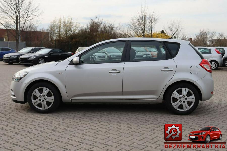 Comenzi butoane kia ceed 2007