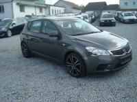 Baie ulei kia ceed 2012